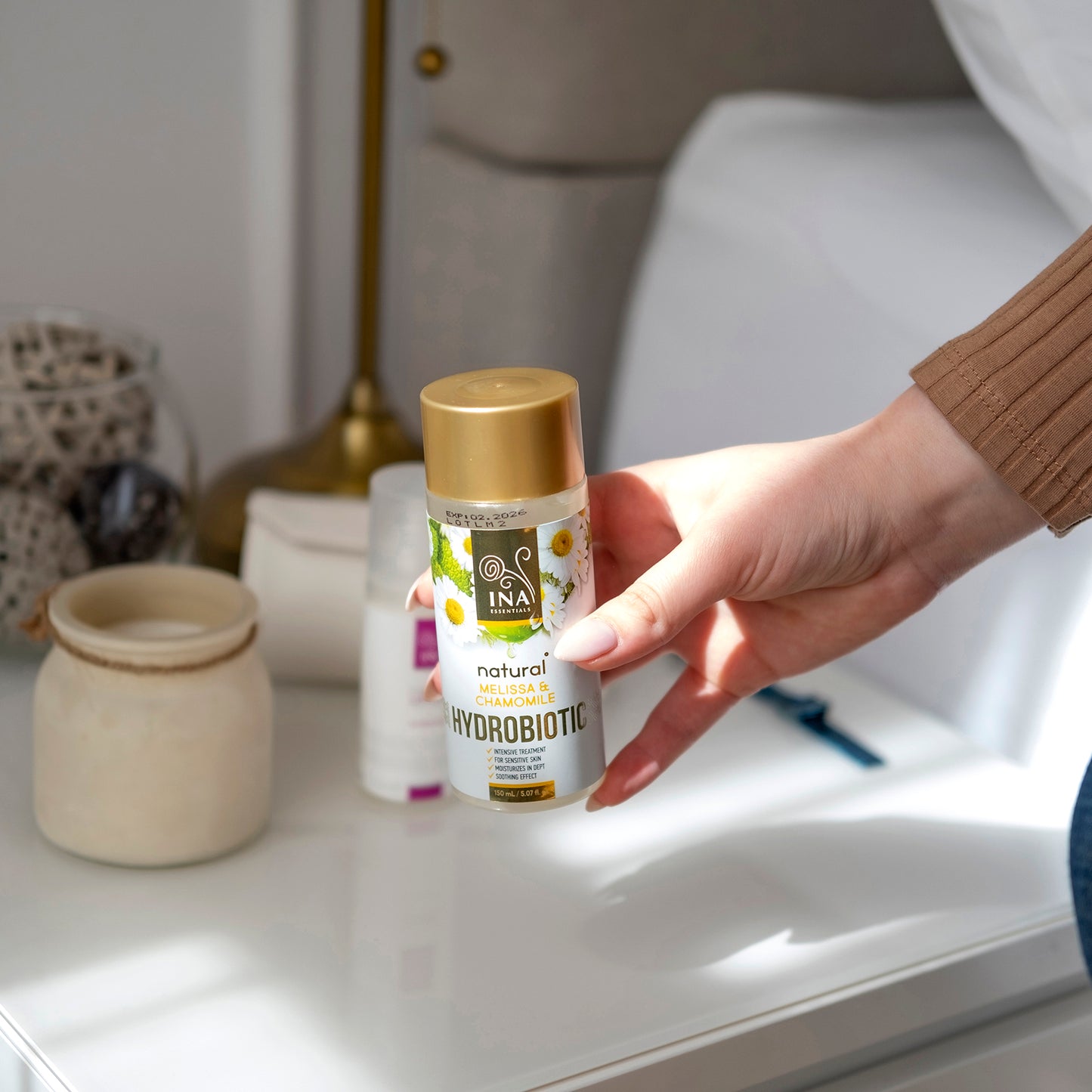 Hydrobiotic - Camomilla, Melissa e Aloe Vera - cura lenitiva intensiva per pelle Sensibile