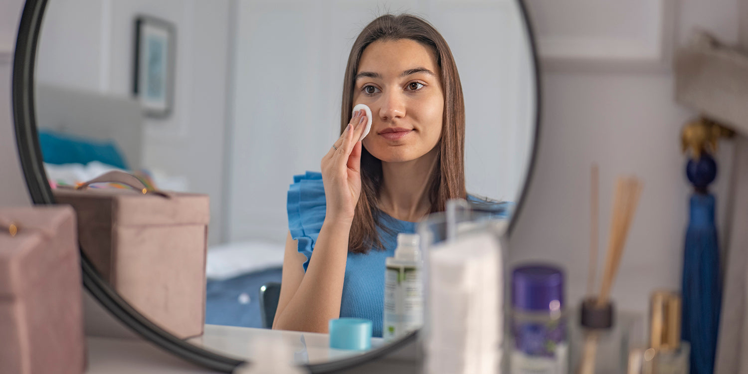 Cura naturale contro cicatrici da acne e macchie pigmentarie di InaEssentials