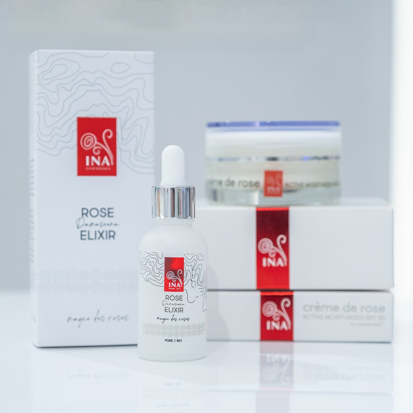 ACCESSO SPECIALE Acquista 2 Sieri Anti-Età per il Viso e ricevi 1 Crema Idratante Attiva in Omaggio