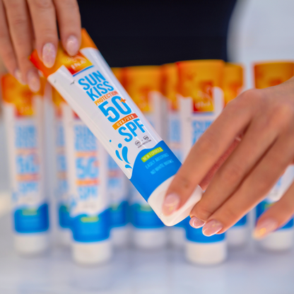 ACCESSO SPECIALE Pacco famiglia per la Protezione Solare - 2+1 Crema Solare Naturale per viso e corpo SPF 50+ con Abete Bianco Biologico